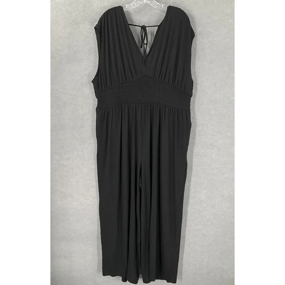 Old Navy Jumpsuit Women Sz XXL Black Smocked Waist V-Neck Wide‎ Leg Casual